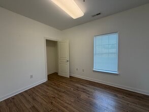 5722 Hickory Plaza Dr, Nashville, TN à louer Photo intérieure– Image 2 sur 18