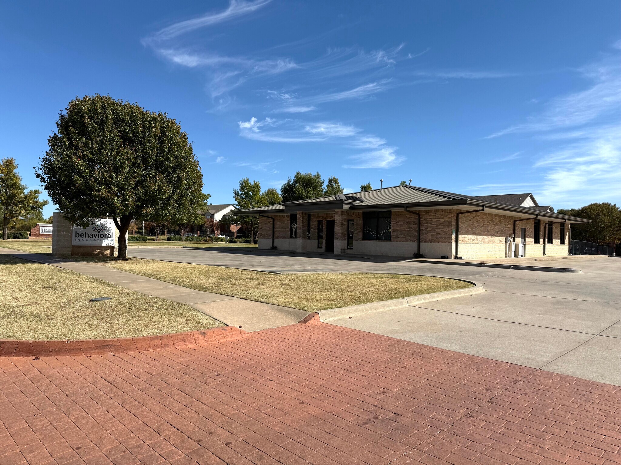 520 Pointe Parkway Blvd, Yukon, OK à vendre Photo de l’immeuble– Image 1 sur 11