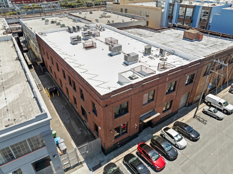 149 Bluxome St, San Francisco, CA à louer - Photo de l’immeuble – Image 2 sur 18