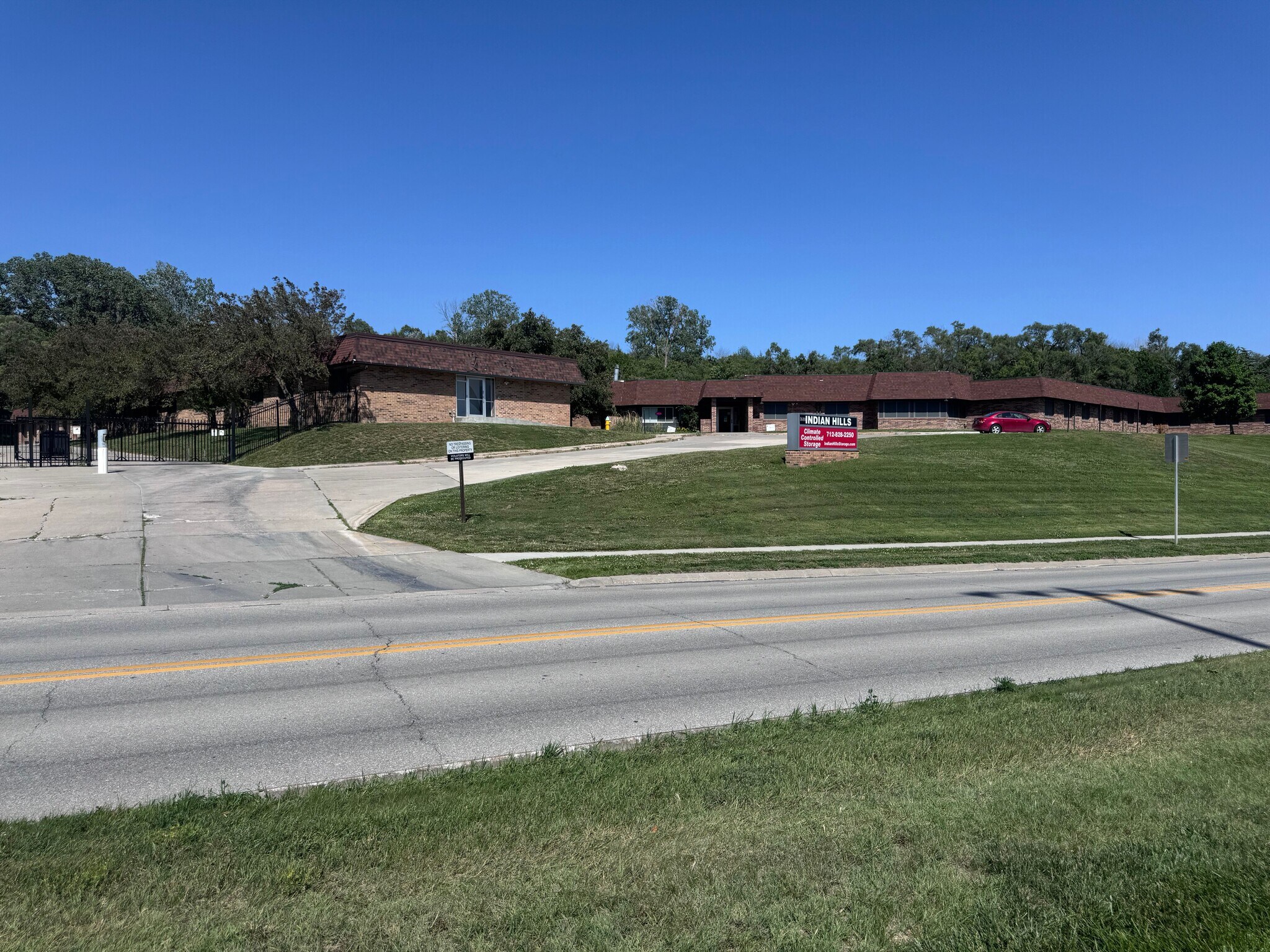 1600 McPherson Ave, Council Bluffs, IA à vendre Photo de l’immeuble– Image 1 sur 22