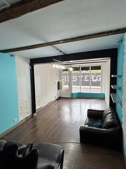 64 Chestergate, Macclesfield à louer - Photo de l’immeuble – Image 3 sur 7