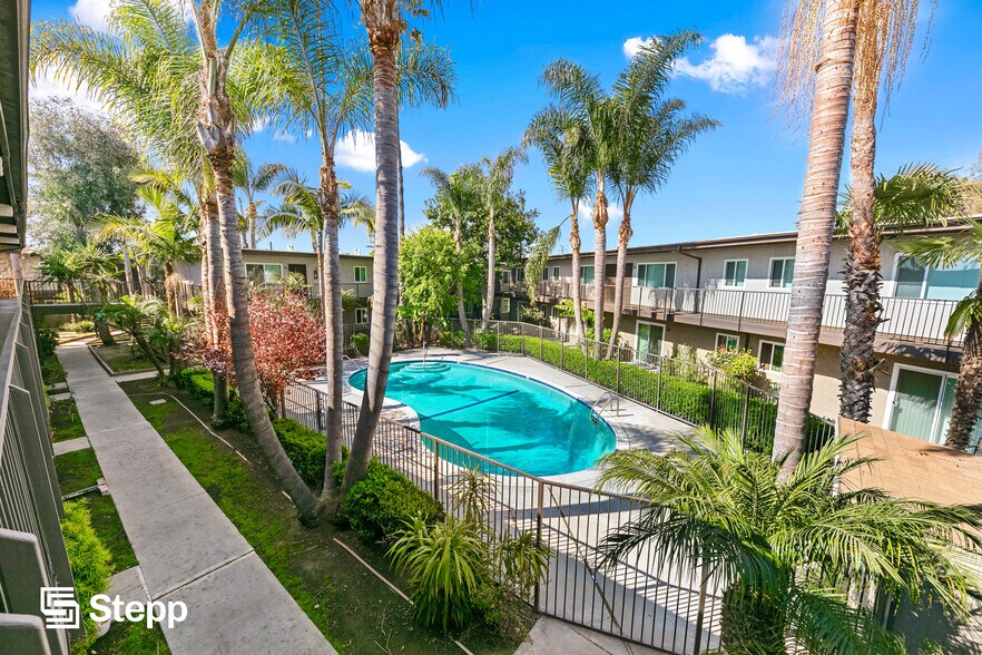 3351 Marine Ave, Gardena, CA à vendre - Photo de l’immeuble – Image 1 sur 29