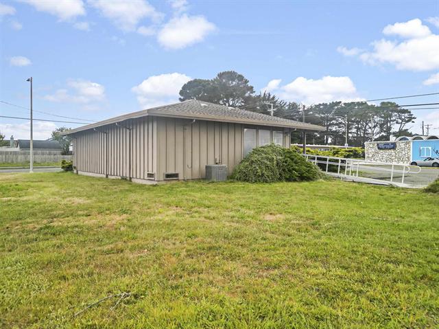 433 9th St, Crescent City, CA à vendre - Photo de l’immeuble – Image 3 sur 26