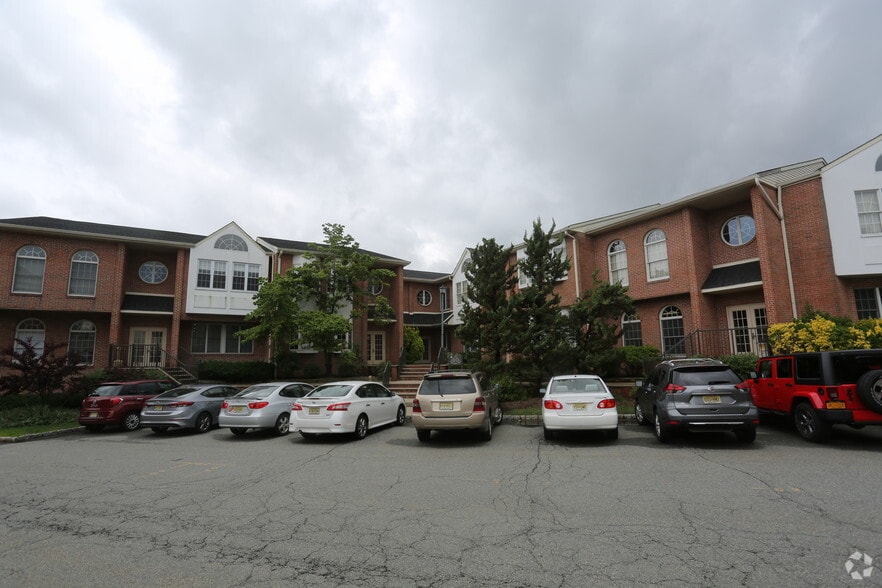 271 US Highway 46, Fairfield, NJ à louer - Photo principale – Image 1 sur 91