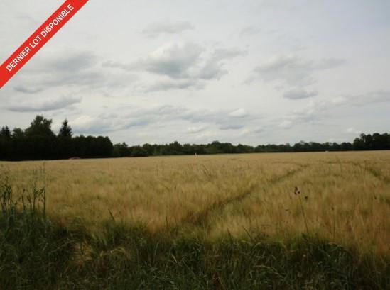 Terrain dans  à vendre - Photo de l’immeuble – Image 2 sur 2
