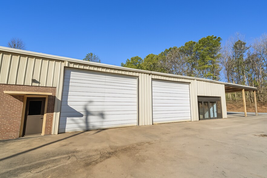 1129 E Geer St, Durham, NC à louer - Photo de l’immeuble – Image 1 sur 14