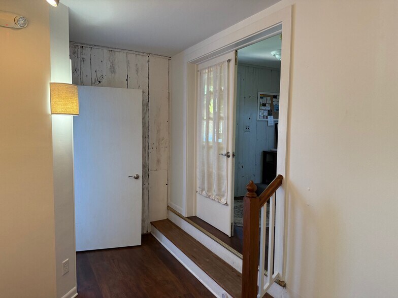 475 Dunham Rd, St Charles, IL à louer - Photo intérieure – Image 3 sur 11
