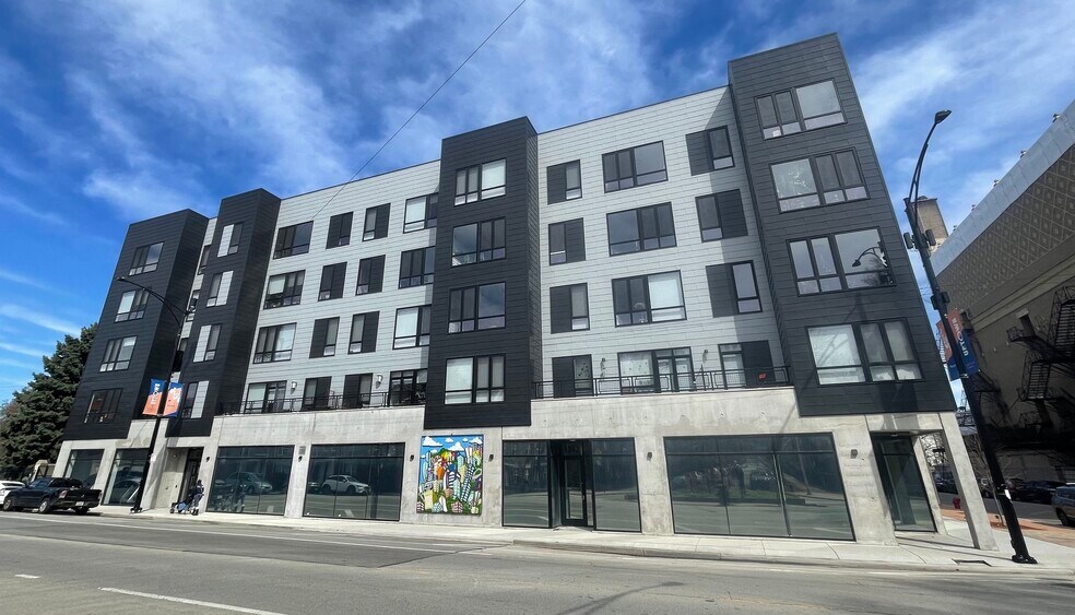 1242 W Lawrence Ave, Chicago, IL à vendre - Photo de l’immeuble – Image 2 sur 18