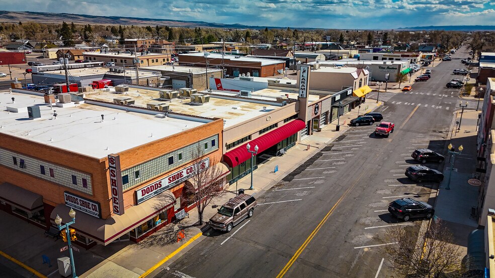 407 S 2nd St, Laramie, WY à vendre - Photo de l’immeuble – Image 2 sur 25