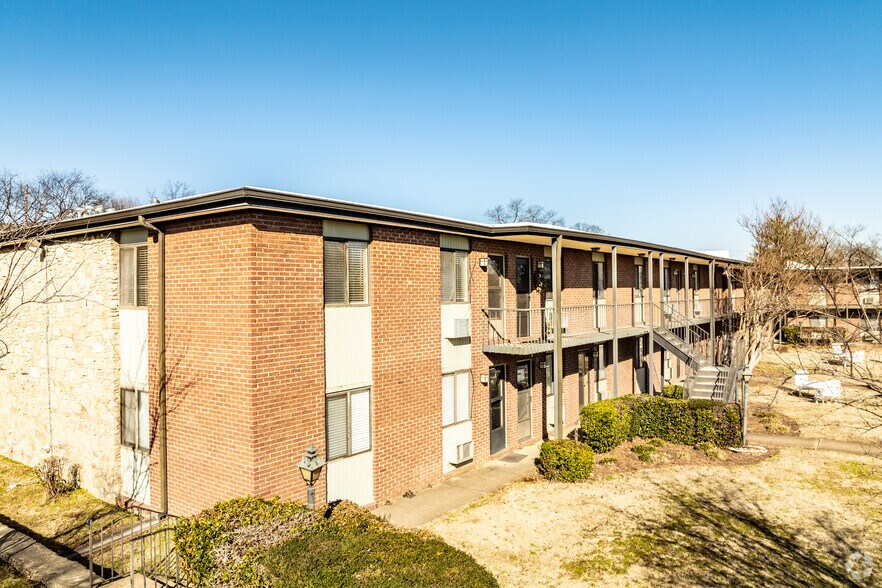 2134 Fairfax Ave, Nashville, TN à vendre - Photo principale – Image 1 sur 1