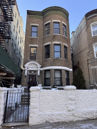 Plus de détails pour 907 Summit Ave, Bronx, NY - Logement à vendre
