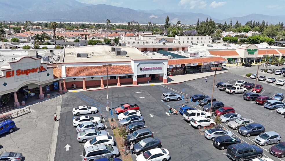 14151 Ramona Blvd, Baldwin Park, CA à louer - Photo de l’immeuble – Image 2 sur 7