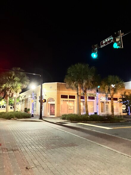 2700-2730 Park St, Jacksonville, FL à louer - Photo de l’immeuble – Image 3 sur 9