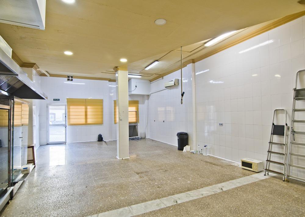 Local commercial dans Motril à vendre Photo intérieure– Image 1 sur 9