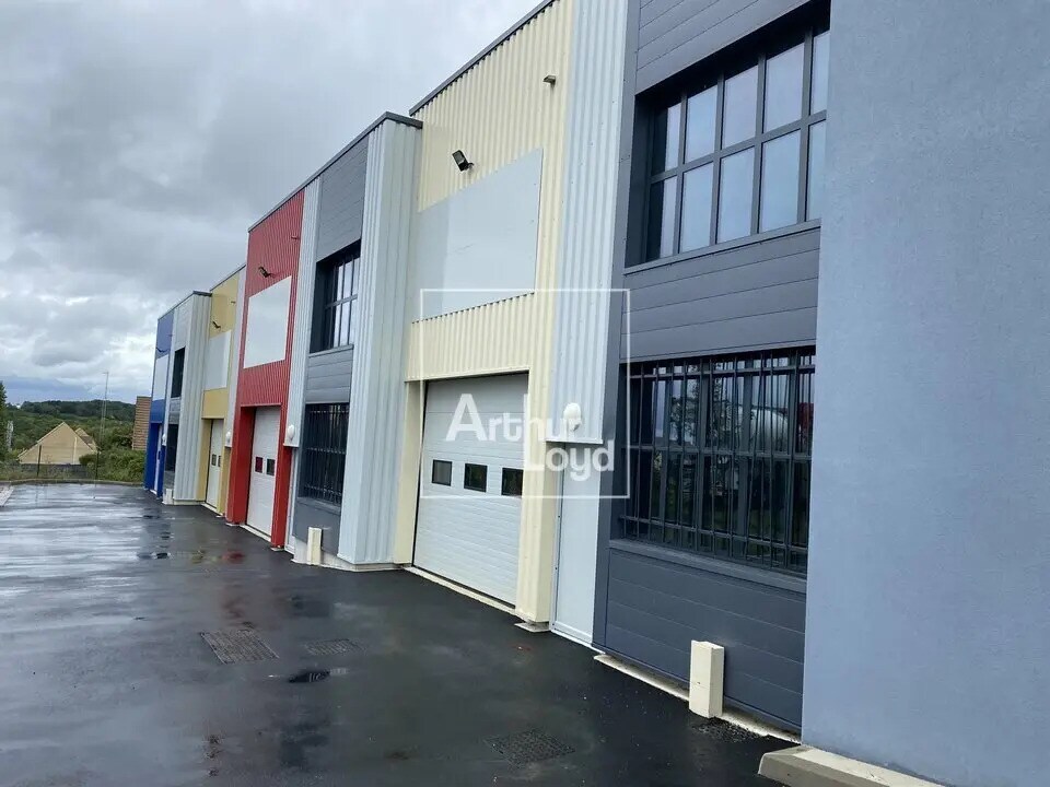 Bureau dans Ormoy à louer Photo de l’immeuble– Image 1 sur 8