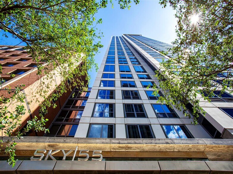 Premier South Loop Value Add Investment portefeuille de 2 biens à vendre sur LoopNet.fr - Photo de l’immeuble – Image 2 sur 5