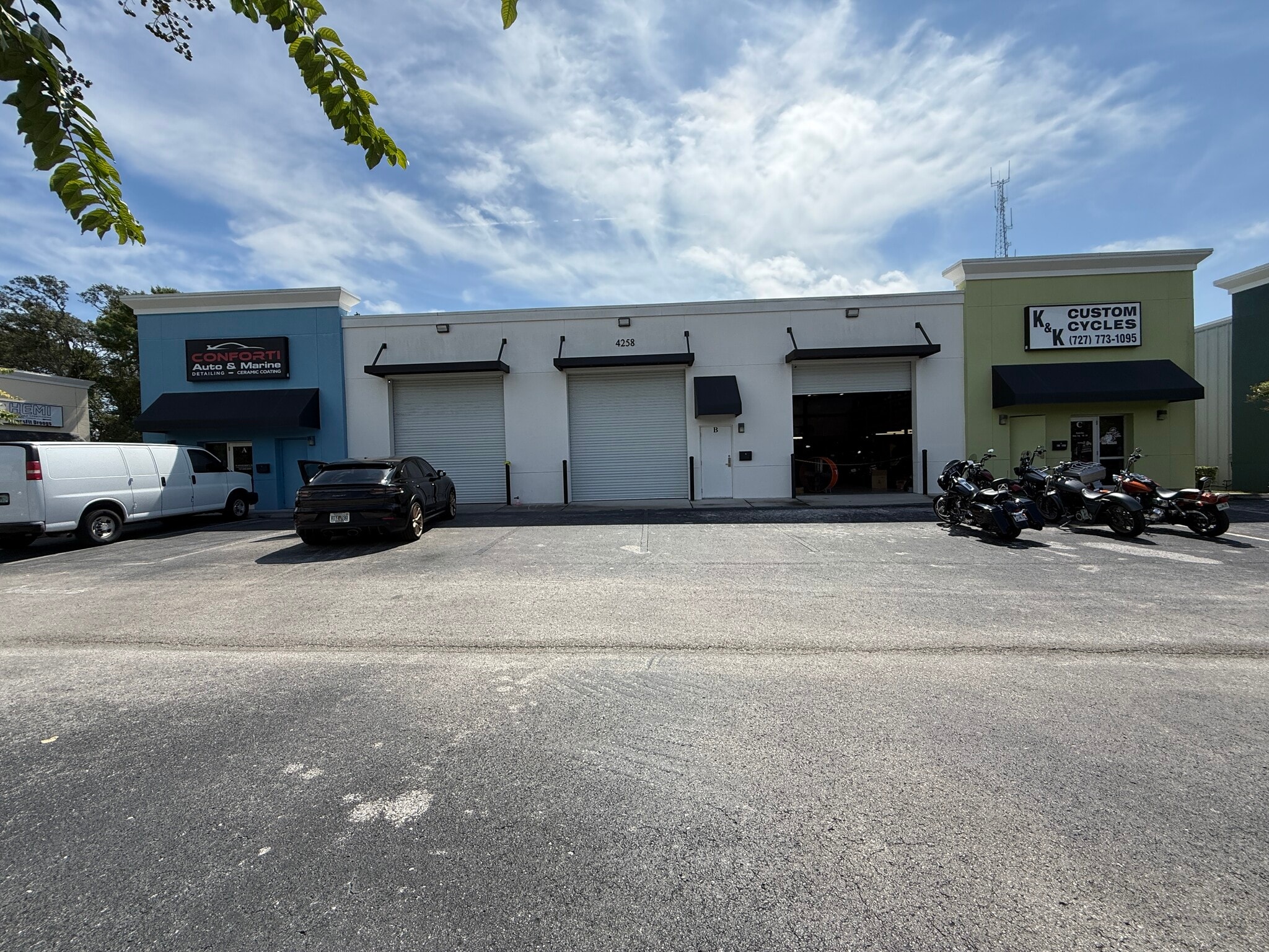 4258 Alt 19, Palm Harbor, FL à louer Photo intérieure– Image 1 sur 6