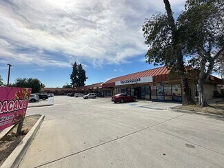 Plus de détails pour 2715 W Foothill Blvd, Rialto, CA - Local commercial à louer