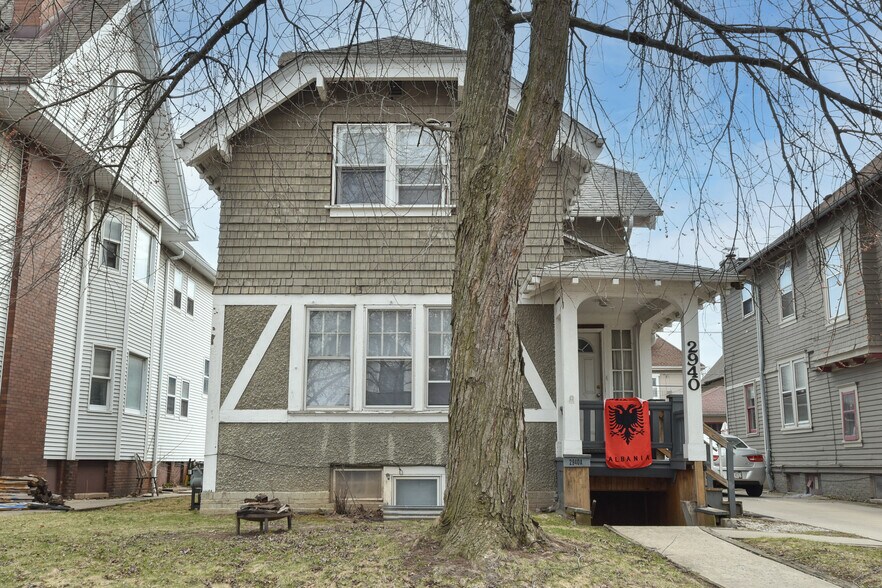 2940 N Maryland Ave, Milwaukee, WI à vendre - Photo de l’immeuble – Image 2 sur 34