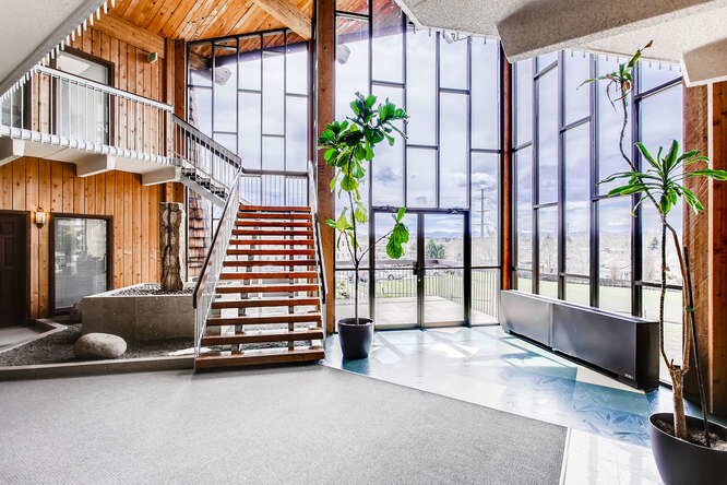 2055 S Oneida St, Denver, CO à louer - Photo de l’immeuble – Image 3 sur 10