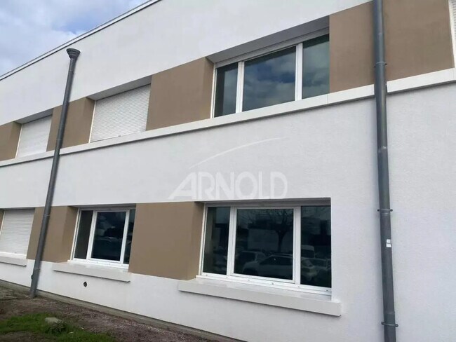 Plus de détails pour Bureau à vendre