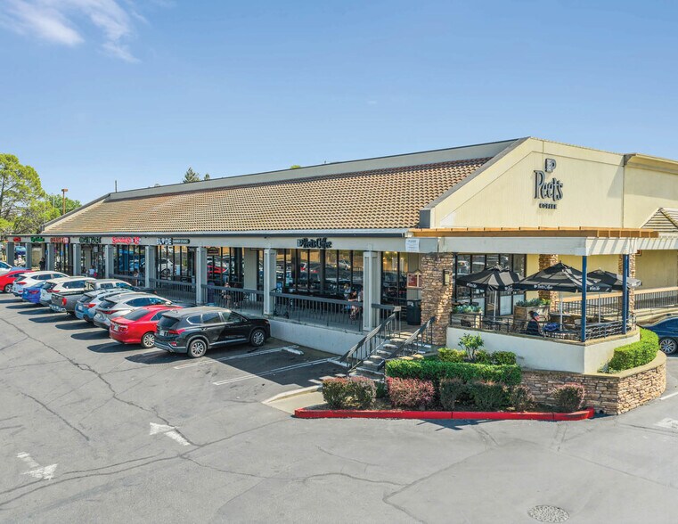 1200 Cirby Way, Roseville, CA à vendre - Photo principale – Image 1 sur 15