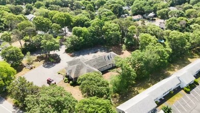 897 Route 28, South Yarmouth, MA à louer - Vidéo sur l’annonce professionnelle