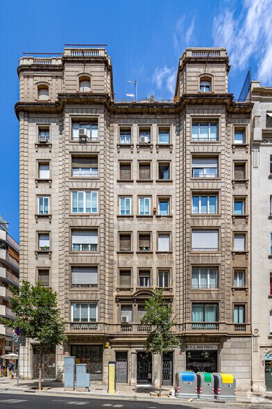 Carrer de Balmes, 260, Barcelone, Barcelona à louer - Photo de l’immeuble – Image 3 sur 3