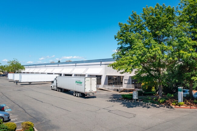 Plus de détails pour 20024 85th Ave S, Kent, WA - Bureau, Industriel/Logistique à louer