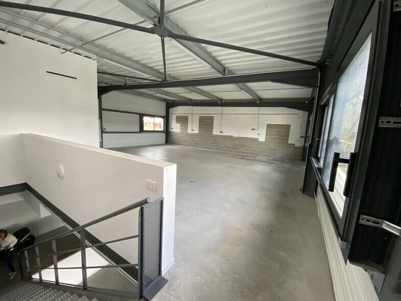 85 Rue Des Droits De L'Homme, Saint-André-de-Cubzac à louer - Photo intérieure – Image 3 sur 7