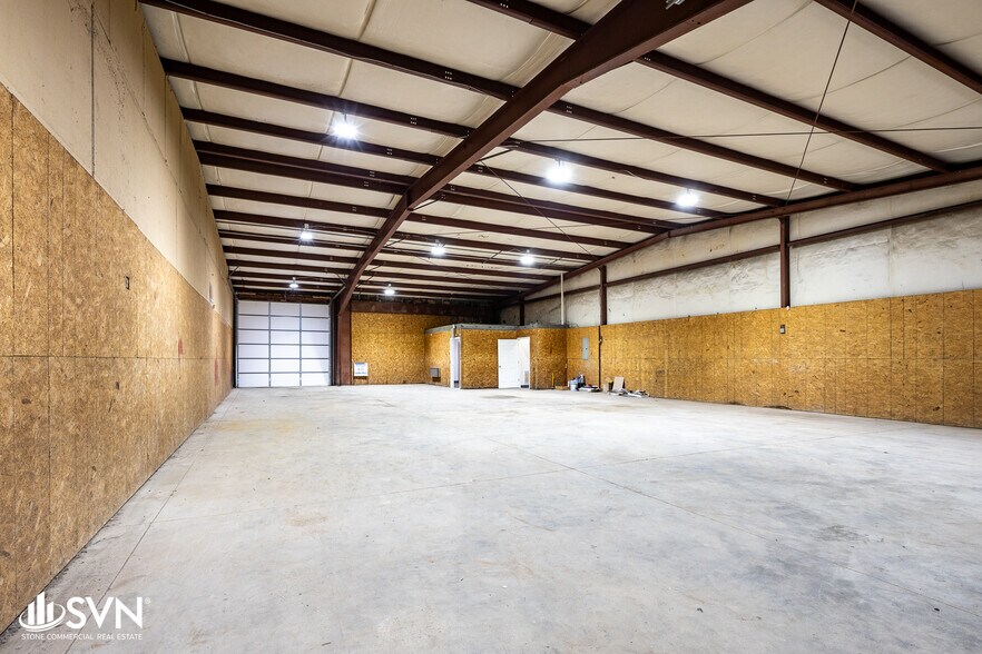 121 Kemper Dr, Nicholasville, KY à louer - Photo de l’immeuble – Image 3 sur 14