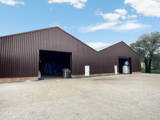 Plus de détails pour 62-70 Fowler Rd, Ilford - Industriel/Logistique à vendre