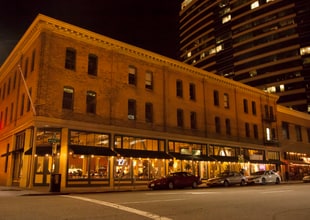 570 10th St, Oakland, CA à louer Photo de l’immeuble– Image 1 sur 4