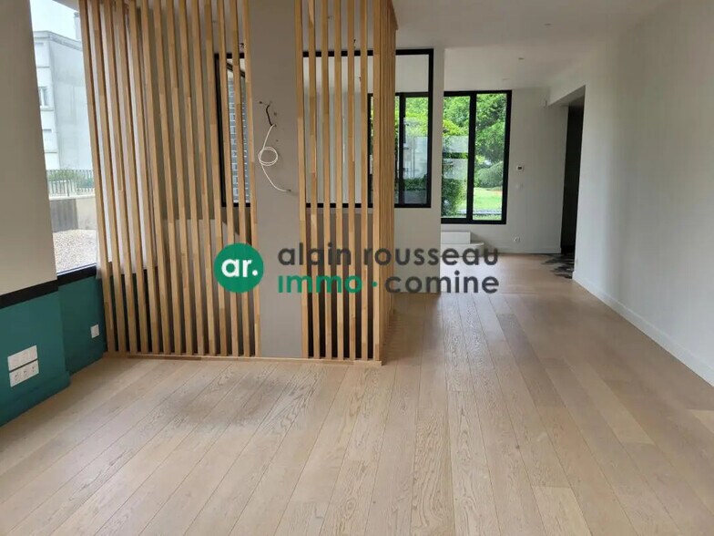 Bureau dans Nantes à vendre - Photo de l’immeuble – Image 1 sur 7