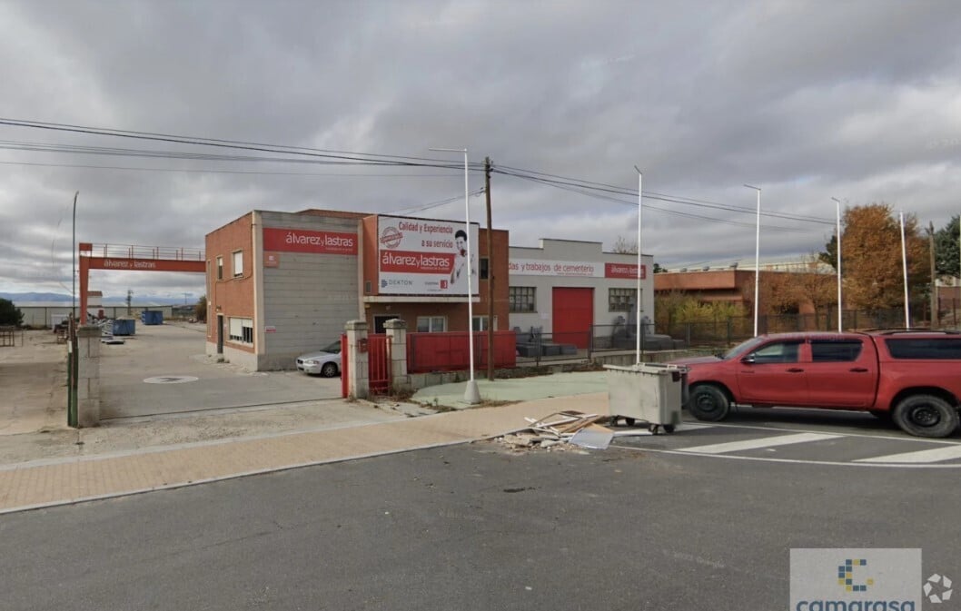 Calle de Jorge de Santayana, 25, Ávila, Ávila à louer Photo principale– Image 1 sur 2