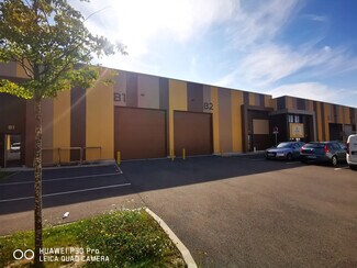 Plus de détails pour Local d'activités à louer