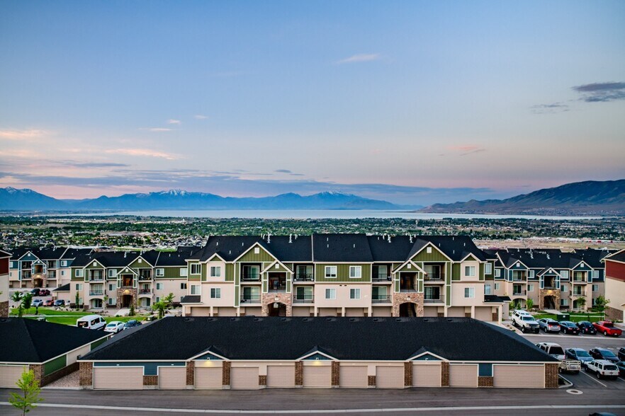 4200 N Seasons View Dr, Lehi, UT à vendre - Photo de l’immeuble – Image 3 sur 10