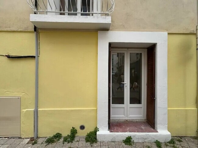 Plus de détails pour Local commercial à louer