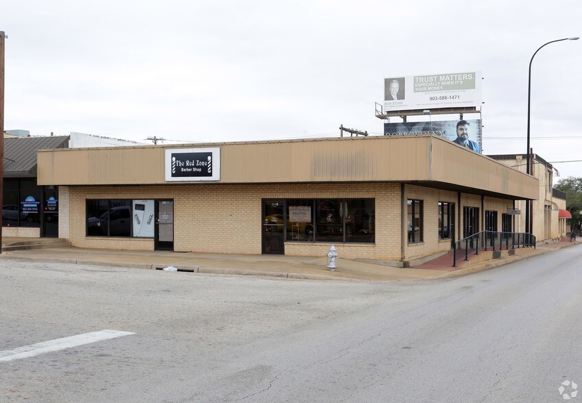 228 S Main St, Jacksonville, TX à vendre - Photo de l’immeuble – Image 3 sur 34