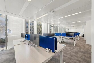 34-40 Rue Guynemer, Issy-les-Moulineaux à louer Photo intérieure– Image 1 sur 2