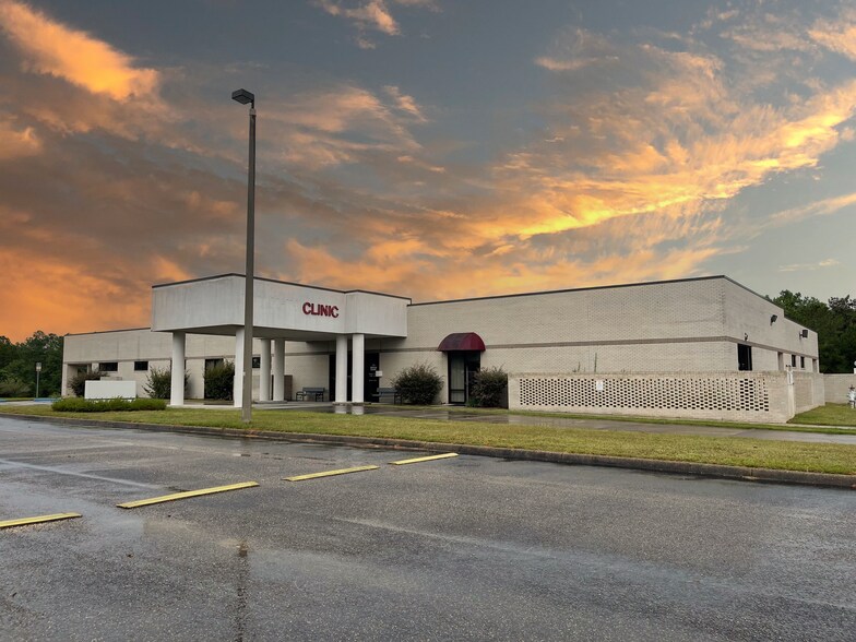 4415 US Hwy 331, Defuniak Springs, FL à louer - Photo principale – Image 1 sur 5