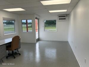 14001 Highland Rd, Laurinburg, NC à vendre - Photo intérieure – Image 3 sur 20