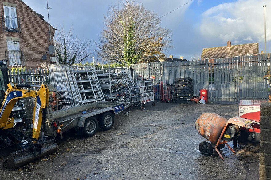 129 Somerford Rd, Christchurch à louer - Photo de l’immeuble – Image 3 sur 5