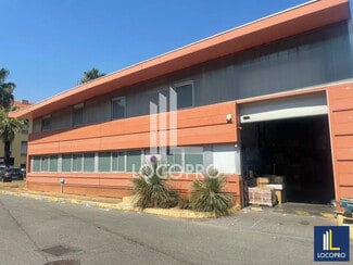 Plus de détails pour Local d'activités à louer