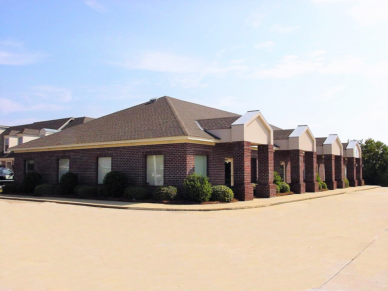 2545-2551 Bell Rd, Montgomery, AL à louer Photo principale– Image 1 sur 7
