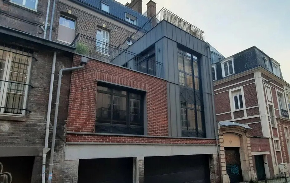 Bureau dans Rouen à louer - Photo de l’immeuble – Image 1 sur 6