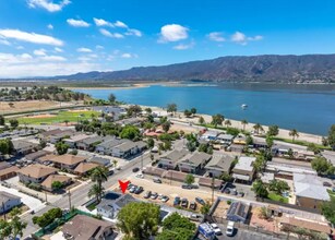 111 S Lindsay St, Lake Elsinore, CA - Vue aérienne vue de carte - Image1