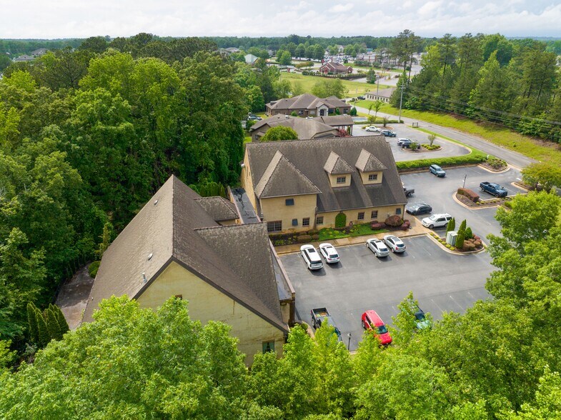 1847 Commons North Dr, Tuscaloosa, AL à vendre - Photo de l’immeuble – Image 2 sur 5