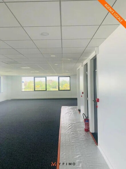 Local d’activités dans Trappes à louer - Photo intérieure – Image 3 sur 7