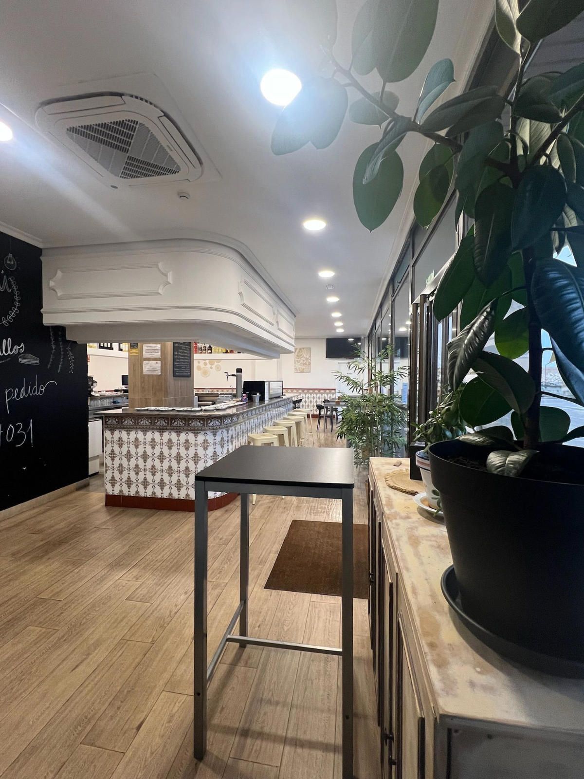 Industriel/Logistique dans Alcobendas, Madrid à louer Photo intérieure– Image 1 sur 7